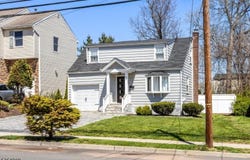 64 South Pkwy, Clifton City, NJ 07014-1412