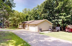 566 Lake Shore Drive, Willard, OH 44890