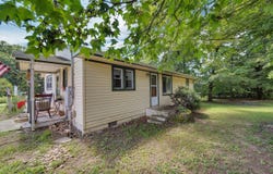 9902 Old Rutledge Pike, Mascot, TN 37806