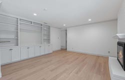 3207 Whitepine DR, Austin, TX 78757