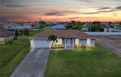 421 NW 20th PL, Cape Coral, FL 33993