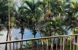 2775 W 52nd St, Hialeah, FL 33016