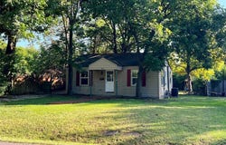 801 W Jefferson Street, Waxahachie, TX 75165