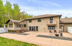 4976 Maribe Dr, Hermantown, MN 55811