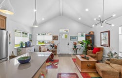 583 Coffee Lane, Ashland, OR 97520
