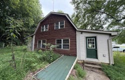 56 Monks Road, New Haven, KY 40051