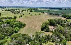 1049 Muehr Road, Weimar, TX 78962