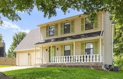 1305 N Hunter Drive, Olathe, KS 66061