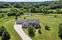 3976 Woodridge Ct, Colgate, WI 53017