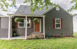 461 W 9th St, Hoisington, KS 67544