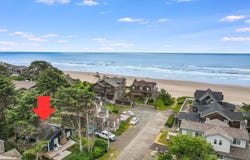 223 W KENAI ST, Cannon Beach, OR 97110