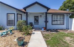 5521 OAK STREET, MOUNT DORA, FL 32757
