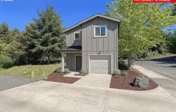 2211 Timberline DR, Coos Bay, OR 97420
