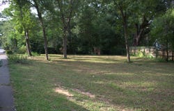 289 CROSS DR Drive, Crestview, FL 32536