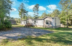 89 Ridge Road, Seale, AL 36875