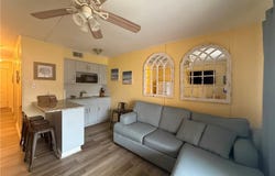 3938 Surfside Boulevard, Corpus Christi, TX 78402