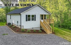 6 Meadows Town Road, Leicester, NC 28748