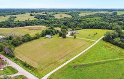 11091 Quaker Trail, Indianola, IA 50125