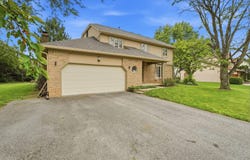 9955 Hounsdale Drive, Pickerington, OH 43147