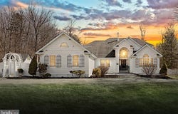 343 HIGH COUNTRY DRIVE, BLAKESLEE, PA 18610