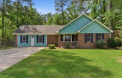 301 Sam Rayburn Dr., Hattiesburg, MS 39402
