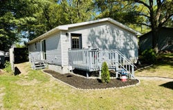 811 N Lavinia Street, Ludington, MI 49431