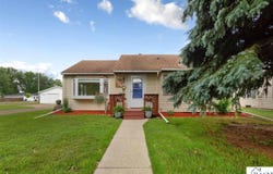 1235 Marsh St, Mankato, MN 56001