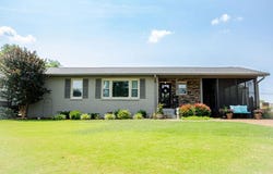 710 Tuxedo Ave, Muscle Shoals, AL 35661