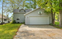 8570 Cochise Drive, Howard City, MI 49329