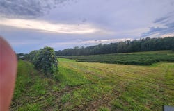 11600 N PEABODY Road, North East, PA 16428
