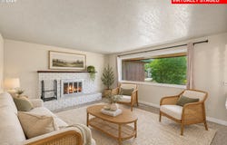 20545 SW WESTSIDE St, Beaverton, OR 97078