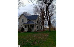 405 E Saginaw, St Louis, MI 48880