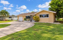 1204 SE 35th St, Cape Coral, FL 33904
