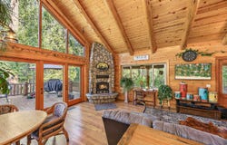 16547 Meadows Road, White City, OR 97503