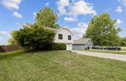 1324 Arrowhead Ridge, Independence, MO 64056