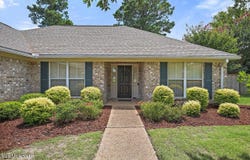 341 Kings Ridge Circle, Brandon, MS 39047