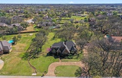 295 Oak Trail Drive, Double Oak, TX 75077