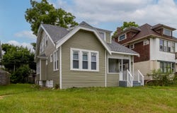 2661 N 44th St, Milwaukee, WI 53210