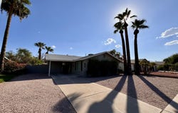 1869 E GENEVA Drive, Tempe, AZ 85282