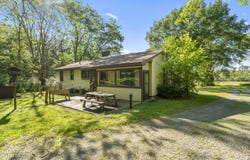1 Simons Lane, Altamont, NY 12009