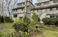 22 Harbour Village, Branford, CT 06405