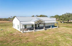 1100 Calhoun Rd, Eagle Lake, TX 77434