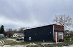 5732 Wall Street, Freedom, IN 47431
