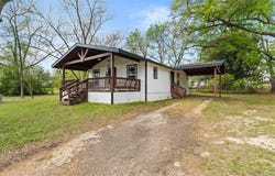 400 S Foster, Linden, TX 75563
