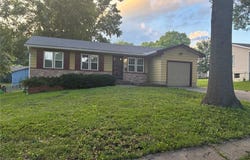 716 OSAGE Trail, Independence, MO 64056