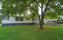 152 S ROBERTS DR, Prestonsburg, KY 41653
