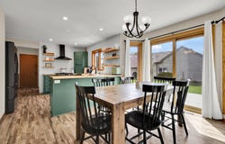 W173n4845 Crabapple Ct, Menomonee Falls, WI 53051