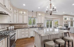 8261 Yuma Way N, Maple Grove, MN 55311