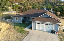 27500 Buckpasser Drive, Tehachapi, CA 93561