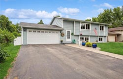 7724 Kentucky Avenue N, Brooklyn Park, MN 55445